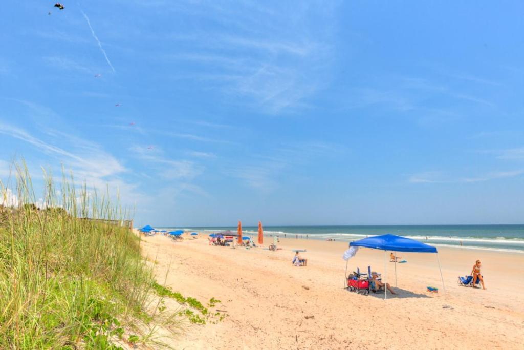 Sea La Vie Beach Oceanfront Patio Pet Friendly Jacksonville Beach Exterior foto