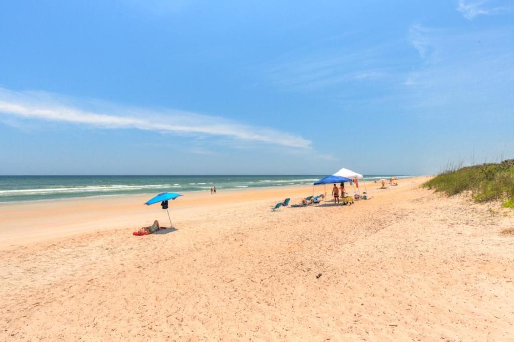 Sea La Vie Beach Oceanfront Patio Pet Friendly Jacksonville Beach Exterior foto