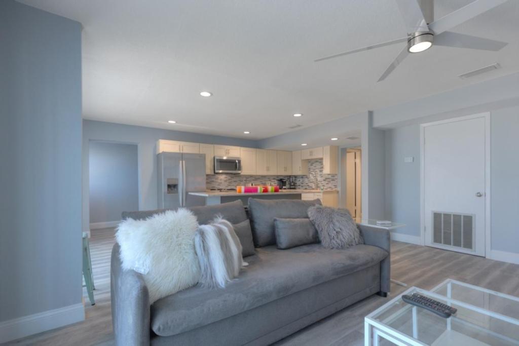 Sea La Vie Beach Oceanfront Patio Pet Friendly Jacksonville Beach Exterior foto